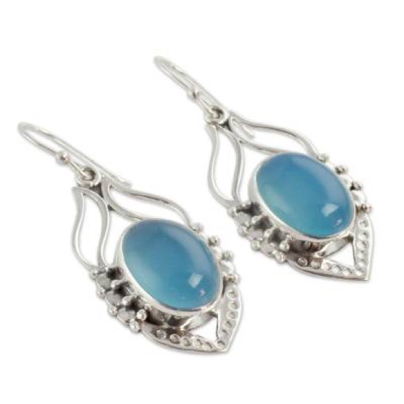Sterling silver blue chalcedony earrings - Picture 3 of 6
